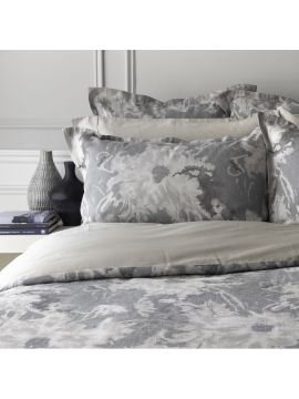 (MADE TO ORDER) BLOSSOM DUVETCOVER SET IN MOONLIGHT COLOR
